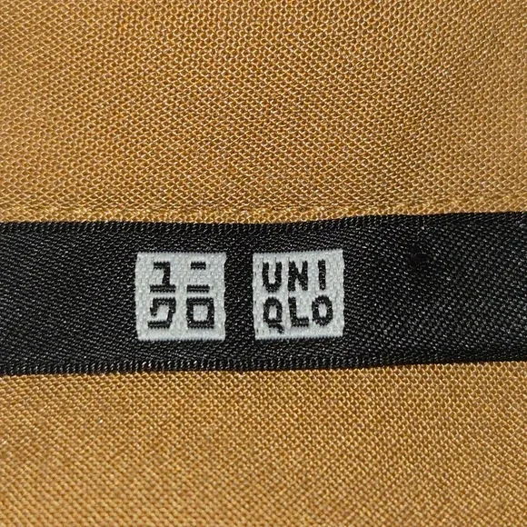 Uniqlo Rayon Skipper Collar Blouse Mustard Yellow Relaxed Fit XS Career Office - Picture 11 of 11